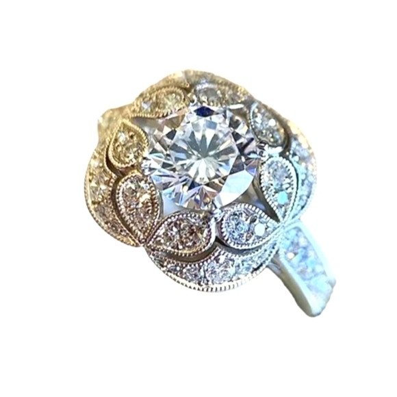 Gorgeous 925 silver cubic zirconia size 9 lab created - Picture 1 of 16